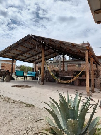 Imagen de los exteriores del Hotel Posada Margarito. Foto 20