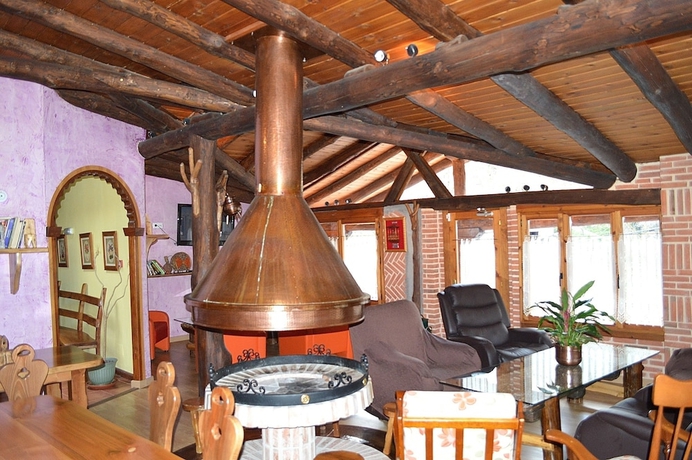Imagen del bar/restaurante del Hotel Posada Pe&ntilde;as Arriba. Foto 2