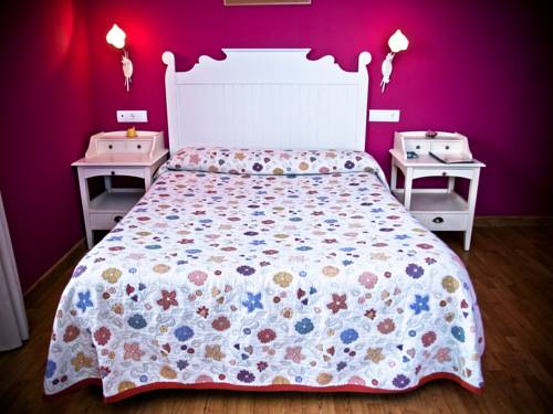 Imagen de la habitación del Hotel Posada Playa De Langre. Foto 3