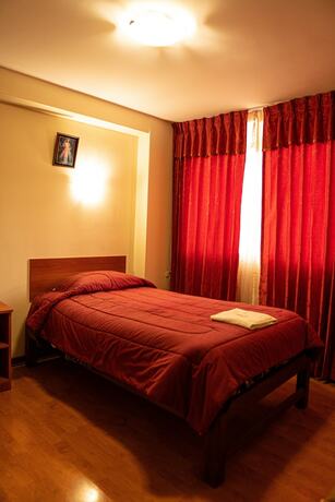Imagen de la habitación del Hotel Posada Real Desaguadero. Foto 13