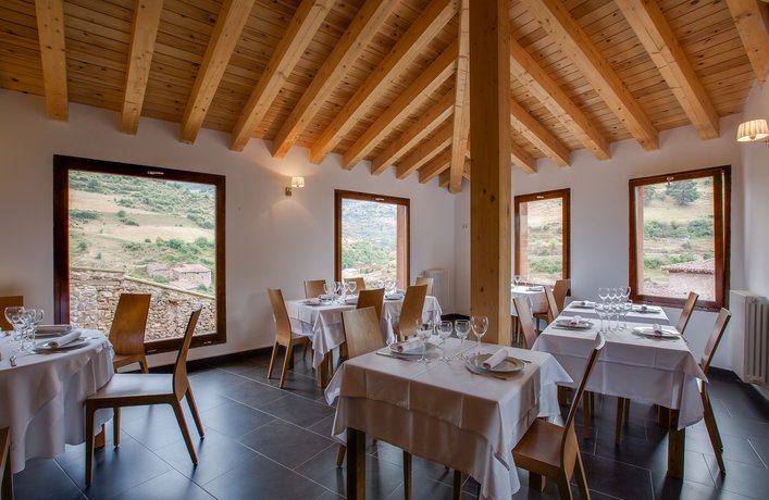 Imagen del bar/restaurante del Hotel Posada Real La Almazuela. Foto 9