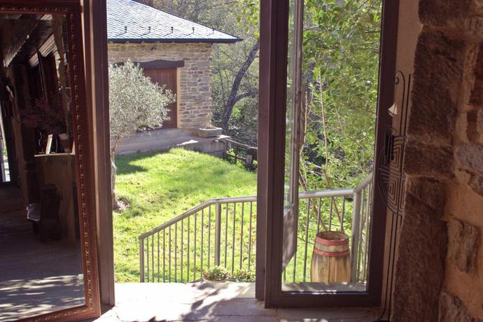 Imagen de los exteriores del Hotel Posada Real Sendero del Agua. Foto 8