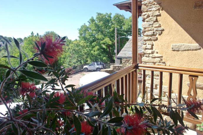 Imagen de los exteriores del Hotel Posada Real Sendero del Agua. Foto 11