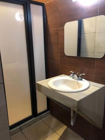 Imagen de la habitación del Hotel Posada Ruisenor. Foto 7