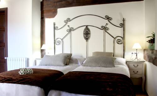 Imagen de la habitación del Hotel Posada Rural La Piñorra. Foto 4