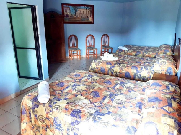 Imagen de la habitación del Hotel Posada San Alejandro. Foto 8