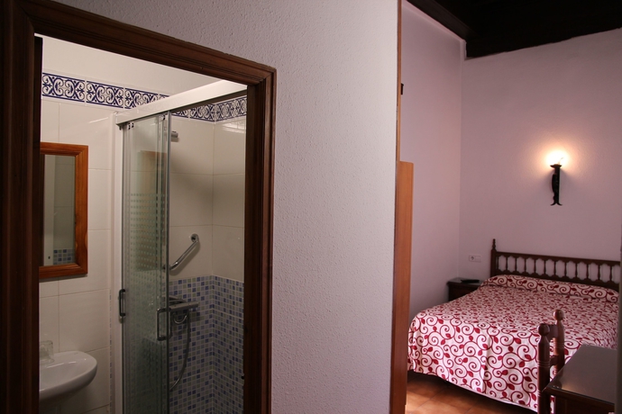 Imagen de la habitación del Hotel Posada San Julián. Foto 13
