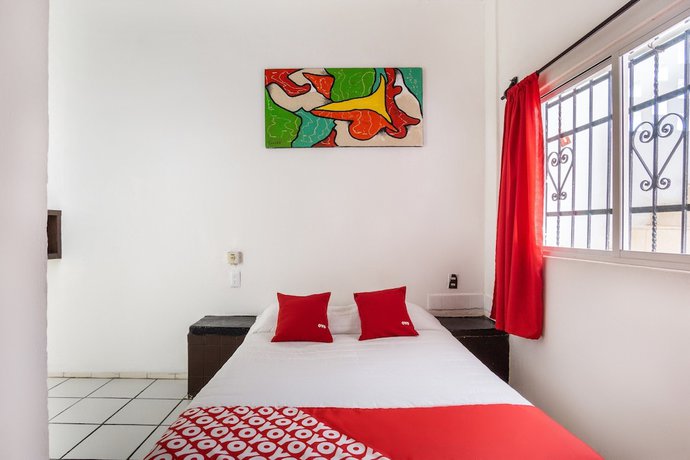 Imagen de la habitación del Hotel Posada Santiago Manzanillo. Foto 4