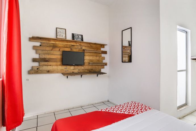 Imagen de la habitación del Hotel Posada Santiago Manzanillo. Foto 5