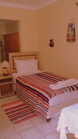 Imagen de la habitación del Hotel Posada Shalom. Foto 19