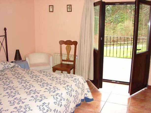 Imagen de la habitación del Hotel Posada Somavilla. Foto 5