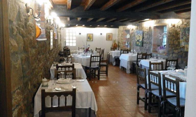 Imagen del bar/restaurante del Hotel Posada Somavilla. Foto 3