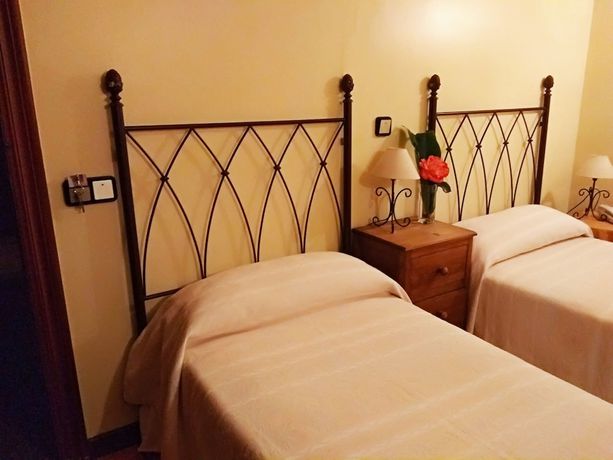 Imagen de la habitación del Hotel Posada Somavilla. Foto 12