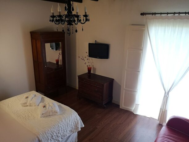 Imagen general del Hotel Posada Torre del Milano. Foto 14