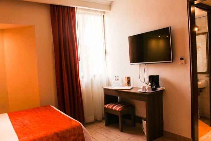 Imagen de la habitación del Hotel Posada Virreyes. Foto 11