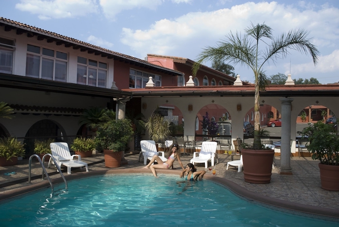 Imagen de la piscina del Hotel Posada Vista Bella. Foto 15