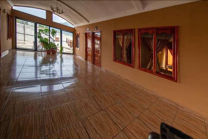 Imagen de los interiores del Hotel Posada de Papa Miro. Foto 17