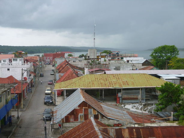 Imagen de los exteriores del Hotel Posada de la Jungla. Foto 6