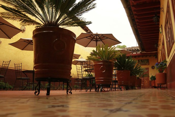 Imagen de los exteriores del Hotel Posada de la Salud. Foto 11