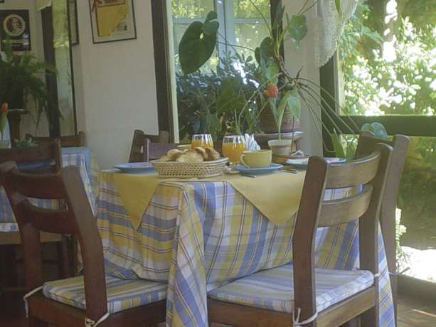 Imagen del bar/restaurante del Hotel Posada del Angel, Colonia de Sacramento. Foto 2