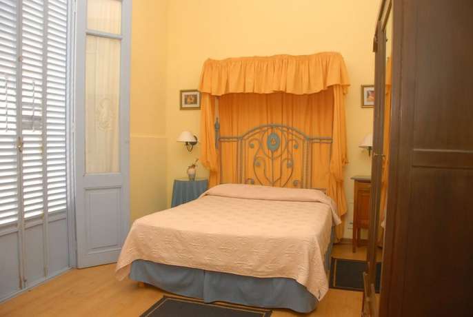 Imagen de la habitación del Hotel Posada del Angel, Colonia de Sacramento. Foto 9