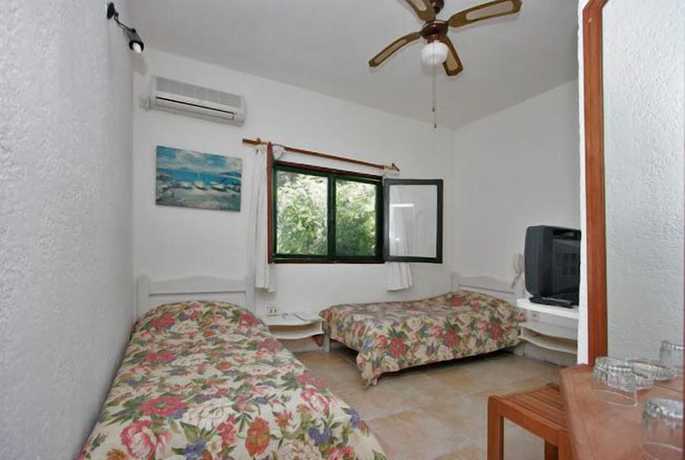 Imagen de la habitación del Hotel Posada del Barco. Foto 17