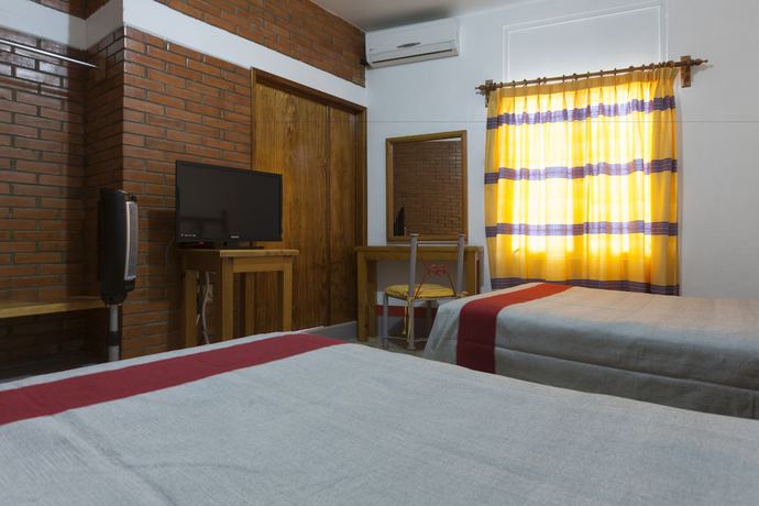 Imagen de la habitación del Hotel Posada del Cid. Foto 13