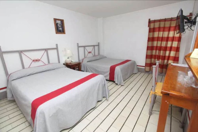 Imagen de la habitación del Hotel Posada del Cid. Foto 14