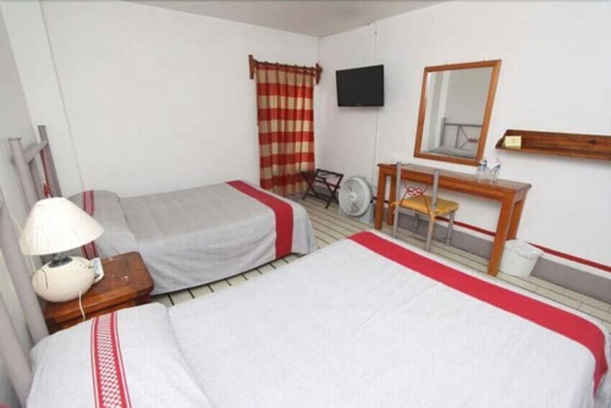 Imagen de la habitación del Hotel Posada del Cid. Foto 18