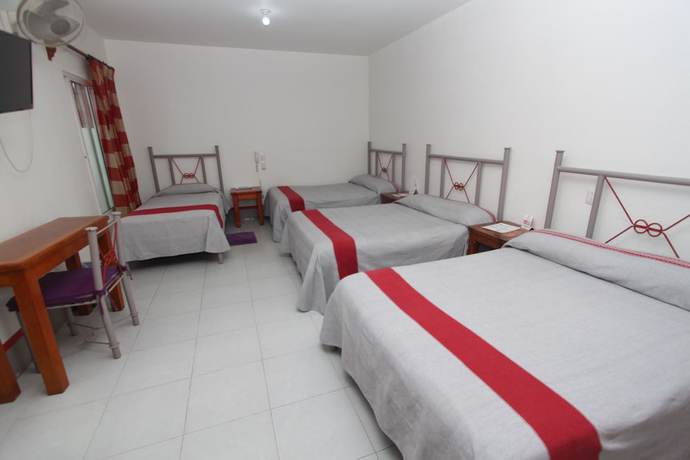 Imagen de la habitación del Hotel Posada del Cid. Foto 19