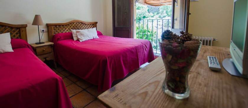 Imagen de la habitación del Hotel Posada del Hu&eacute;car. Foto 15