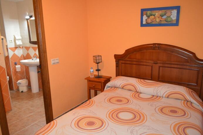 Imagen de la habitación del Hotel Posada la Reja. Foto 19