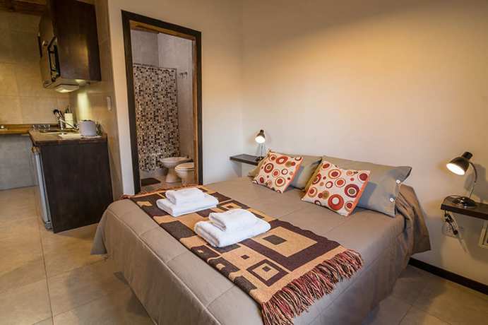 Imagen de la habitación del Hotel Posada y Caba&ntilde;as El Barranco. Foto 12