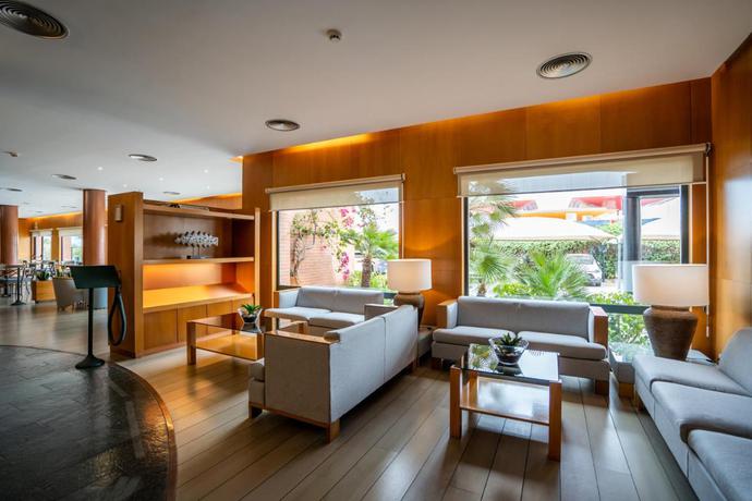 Imagen de los interiores del Hotel Posadas De España Pinto. Foto 16