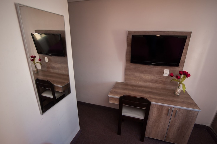 Imagen de la habitación del Hotel Posadas. Foto 18