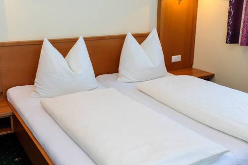 Imagen de la habitación del Hotel Posauner. Foto 15