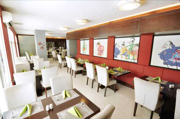 Imagen del bar/restaurante del Hotel Pose In Solo. Foto 6