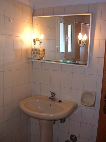 Imagen de la habitación del Hotel Poseidon Apartments. Foto 10