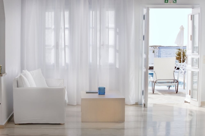 Imagen de los interiores del Hotel Poseidon Beach, Thira Municipal Unit. Foto 16