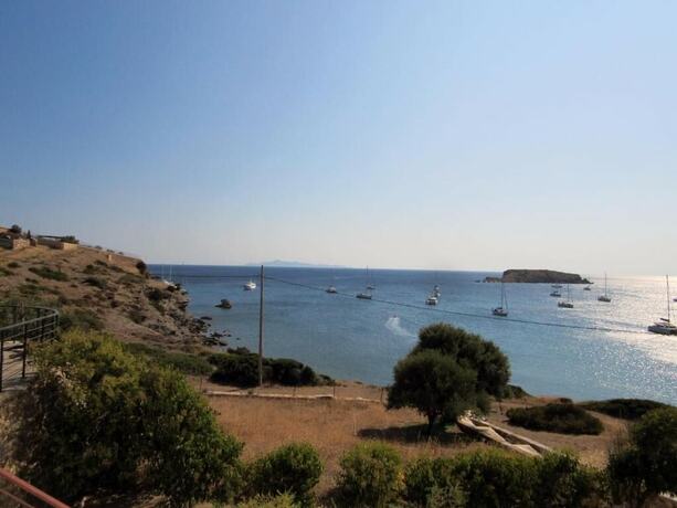 Imagen de la habitación del Hotel Poseidon Beach Villas. Foto 16