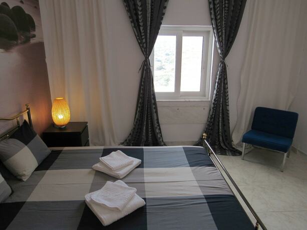 Imagen general del Hotel Poseidon Beach Villas. Foto 3