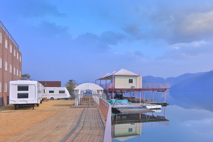 Imagen general del Hotel Poseidon Caravan - Campsite. Foto 2