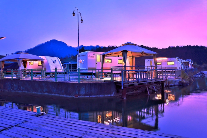 Imagen general del Hotel Poseidon Caravan - Campsite. Foto 6