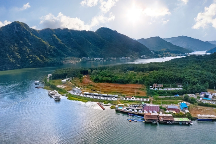 Imagen general del Hotel Poseidon Caravan - Campsite. Foto 9