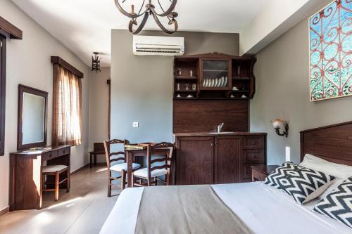 Imagen de la habitación del Hotel Poseidon, Castel&oacute;rizo. Foto 4