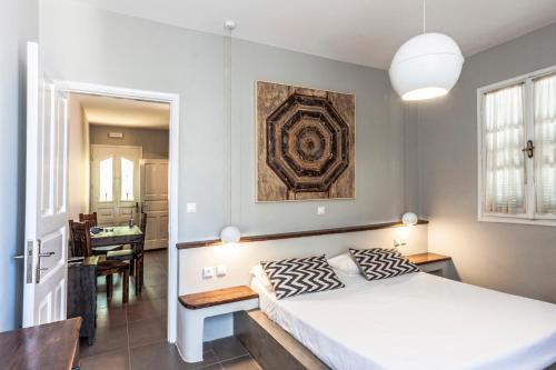 Imagen de la habitación del Hotel Poseidon, Castel&oacute;rizo. Foto 5