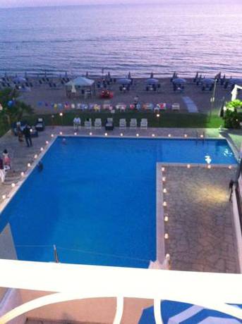 Imagen de la habitación del Hotel Poseidon, Diamante. Foto 4