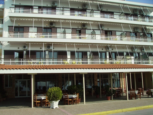 Imagen de los exteriores del Hotel Poseidon, Eubea. Foto 15