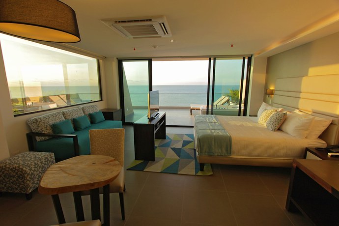 Imagen de la habitación del Hotel Poseidon, Manta. Foto 14