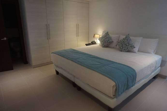 Imagen de la habitación del Hotel Poseidon, Manta. Foto 15